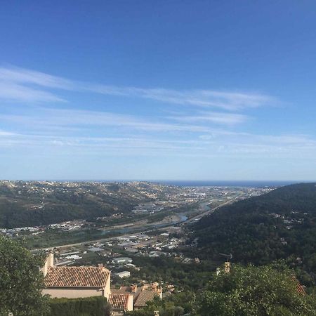 3 Pieces Dans Le Ciel Apartman Gattières Kültér fotó